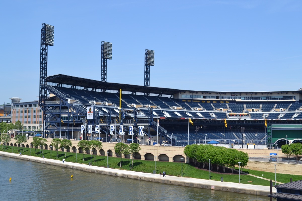 pittsburgh pirates pnc stadium