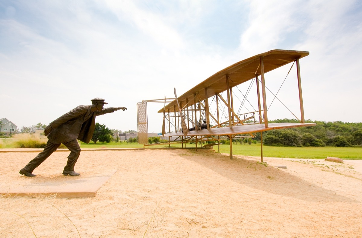 wright brothers statue north carolina famous state statues