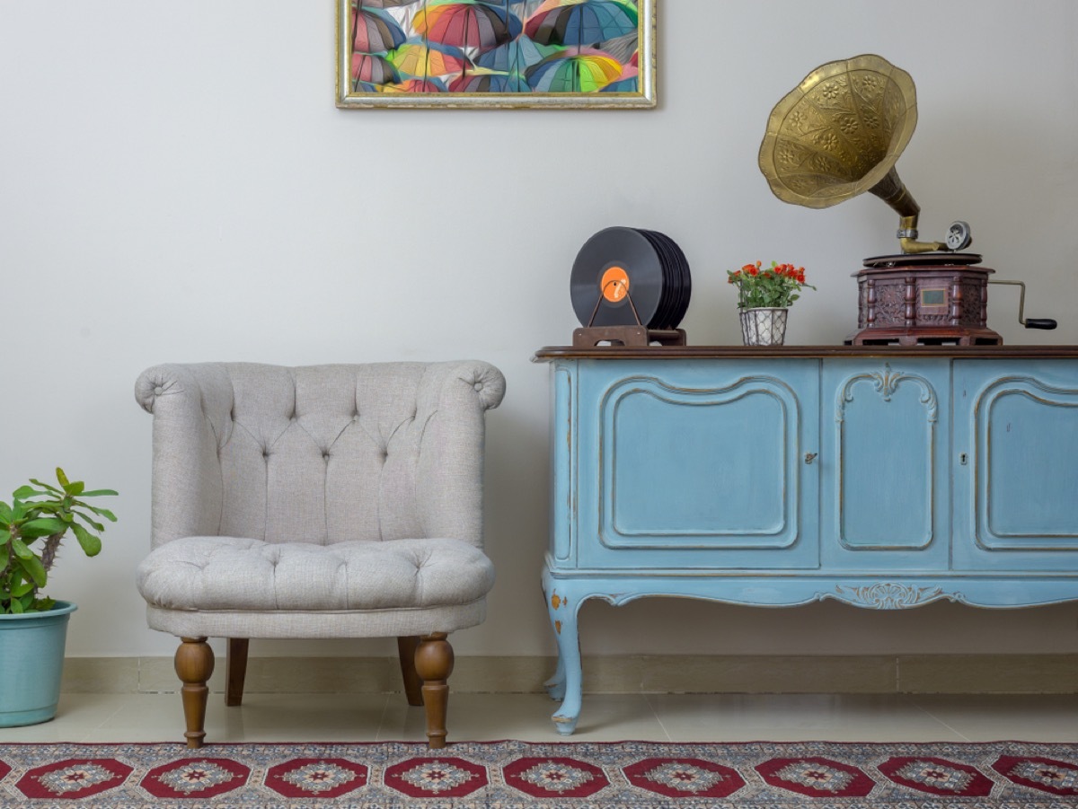 vintage sideboard, vintage home upgrades