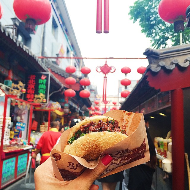 this-street-food-instagram-account-girl-eat-world-will-make-your-stomach-growl-09