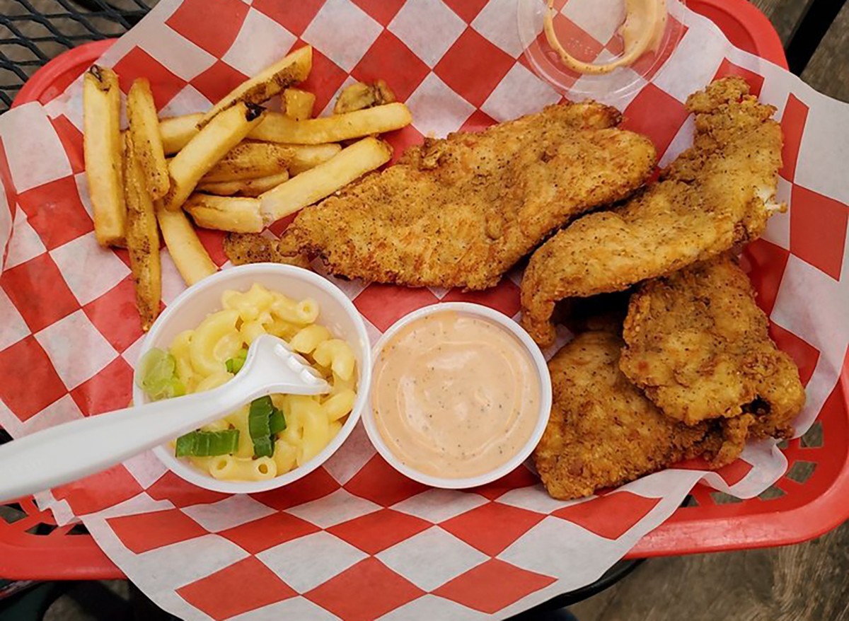 chicken tenders with mac and cheese