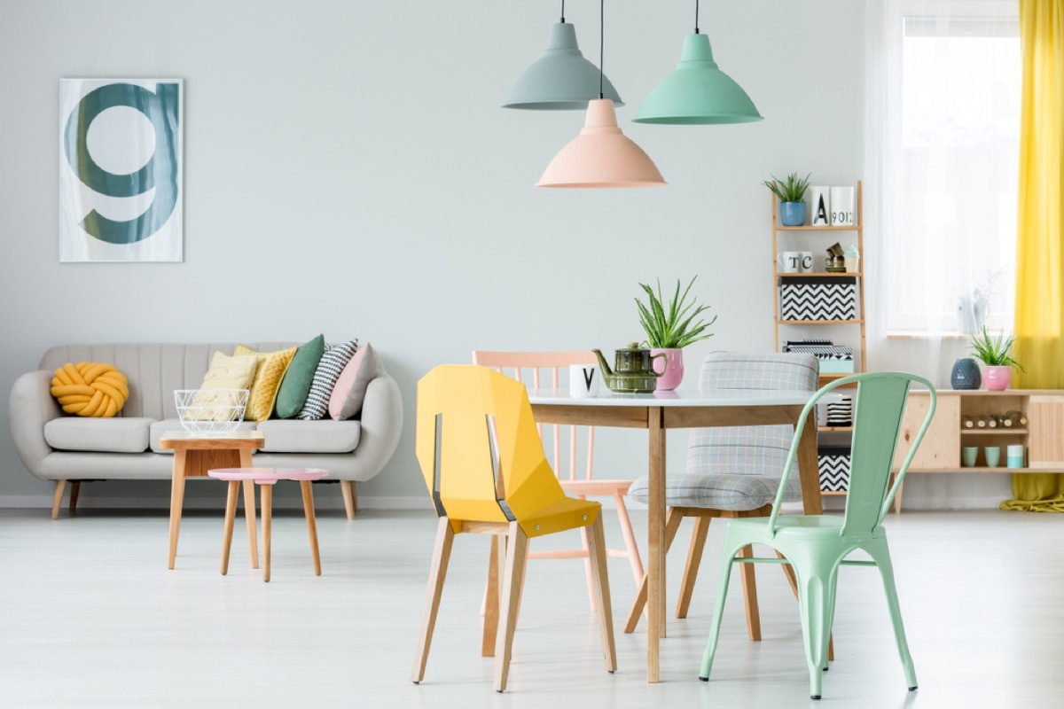 mismatched chairs interior design tips