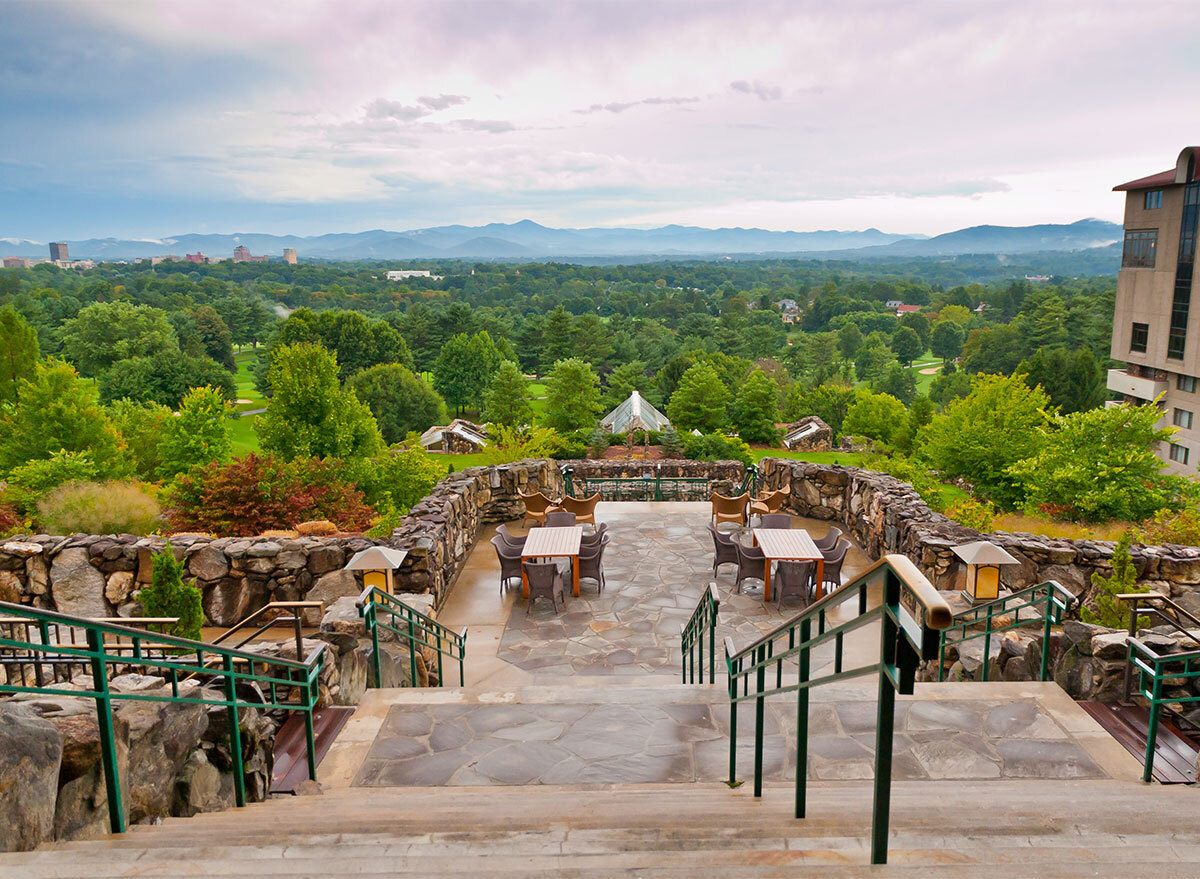 terrace view at omni hotel in asheville north carolina