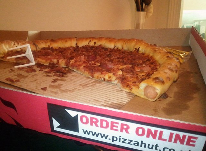 Pizza hut hot dog stuffed crust