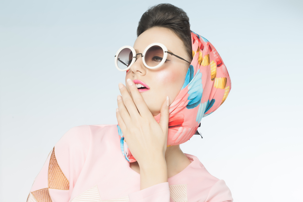 Woman dressed in '60s fashion