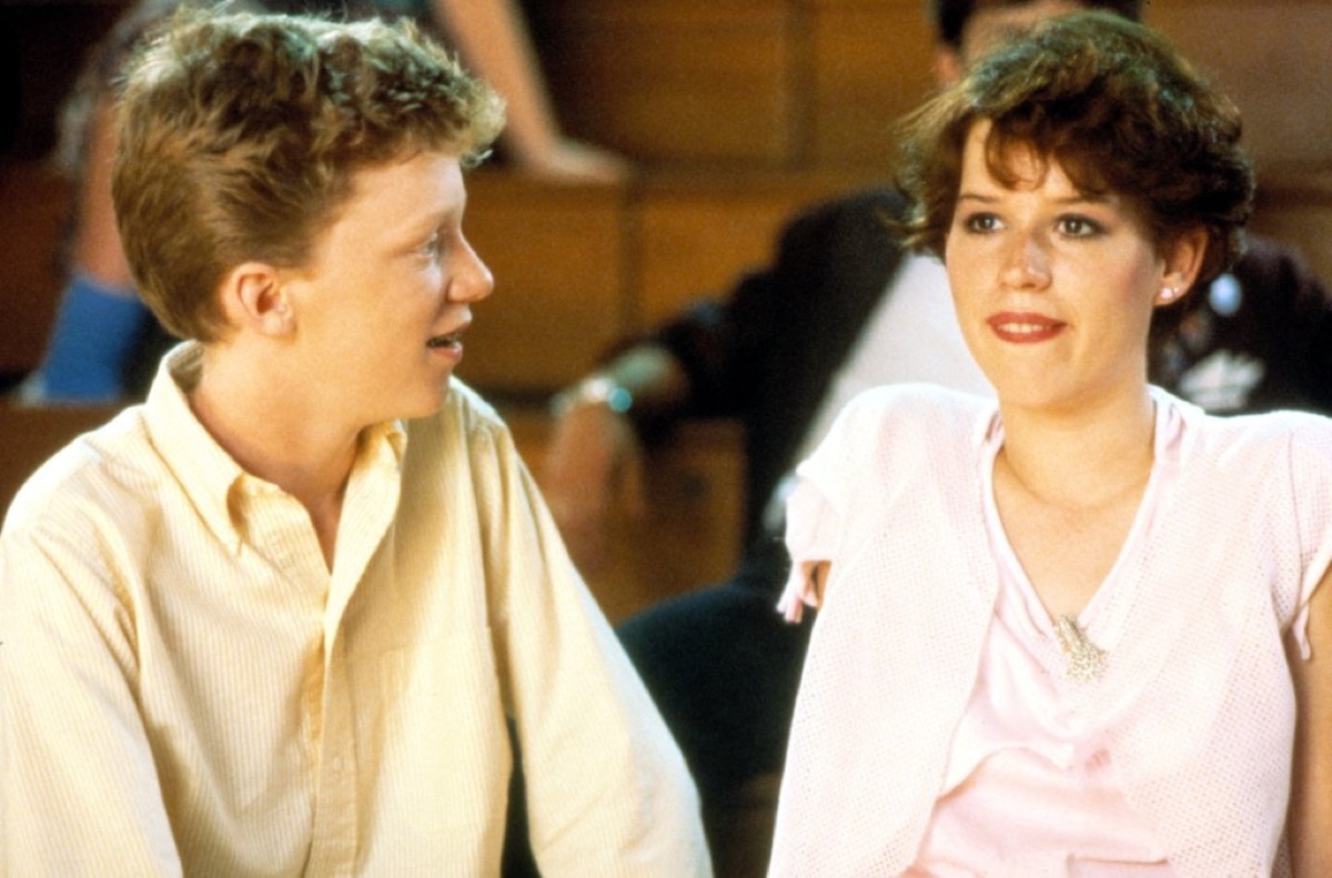 Molly Ringwald and Anthony Michael Hall in Sixteen Candles (1984)