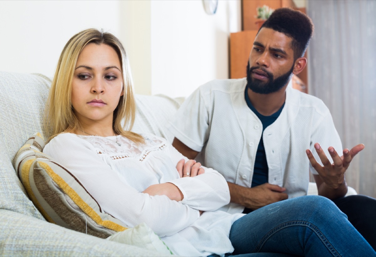 man and woman fighting, parent divorce