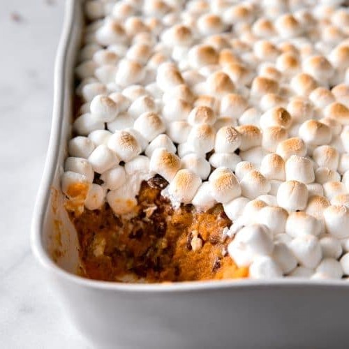 Sweet Potato Casserole With Marshmallow | 8 Vegetarian Dish Ideas for the Thanksgiving Table | Her Beauty