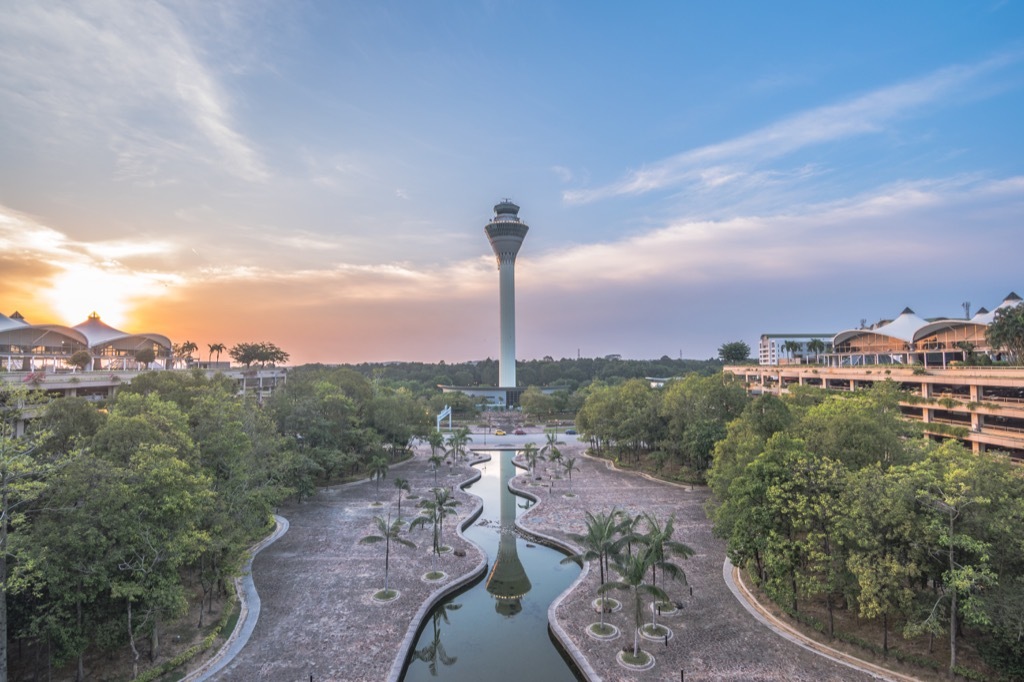 kuala lumpur international airport rainforest