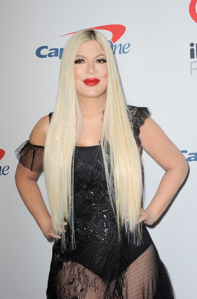 Tori Spelling at the 2021 Jingle Ball