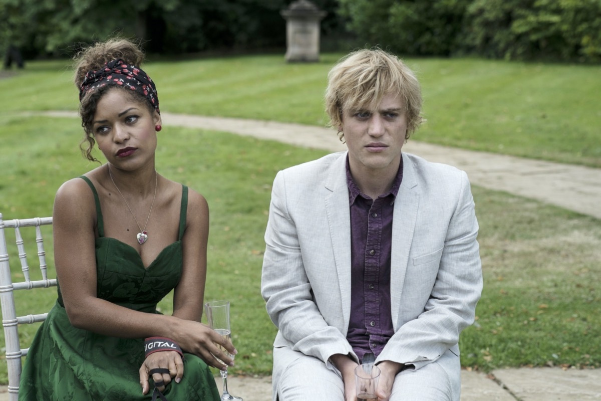 Antonia Thomas and Johnny Flynn in Lovesick