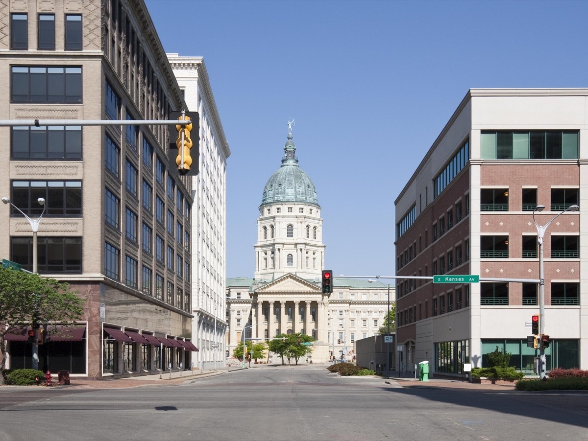 topeka kansas state capitol buildings