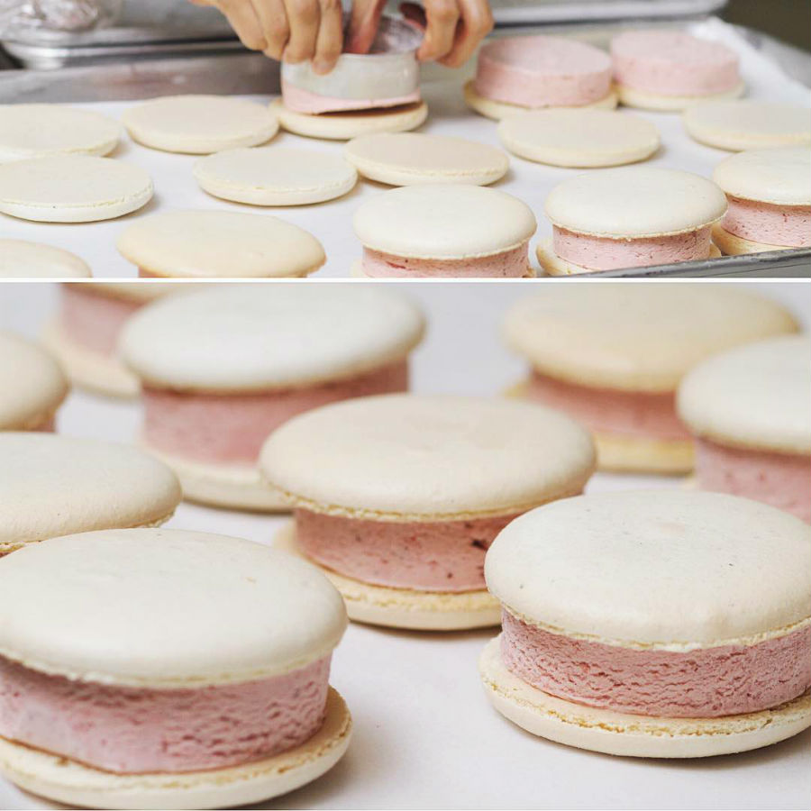 macaron-ice-cream-sandwiches-the-newest-dessert-trend-and-we-are-all-for-it-01