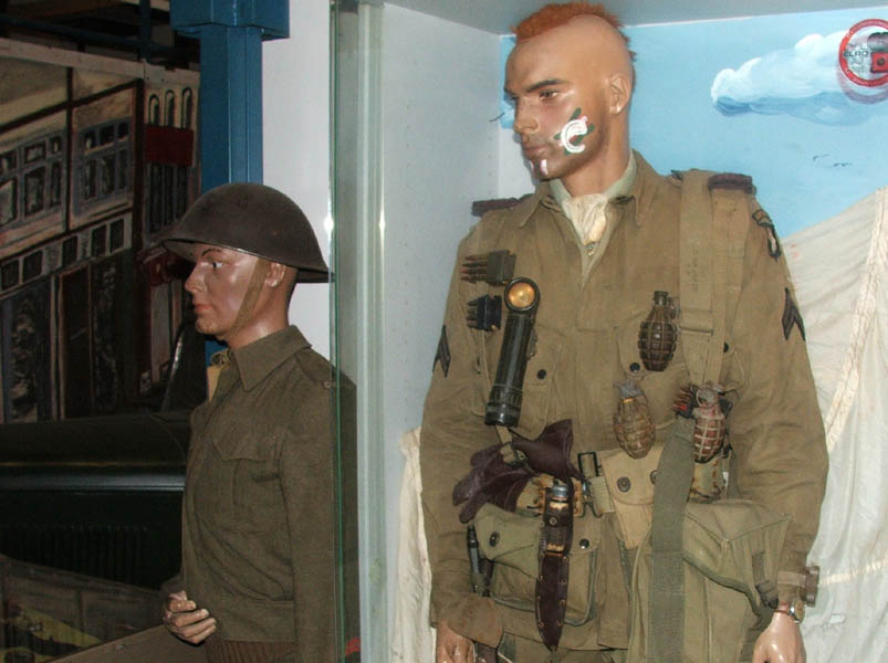 Image result for museum world war 2 uniform kulczcyzuk