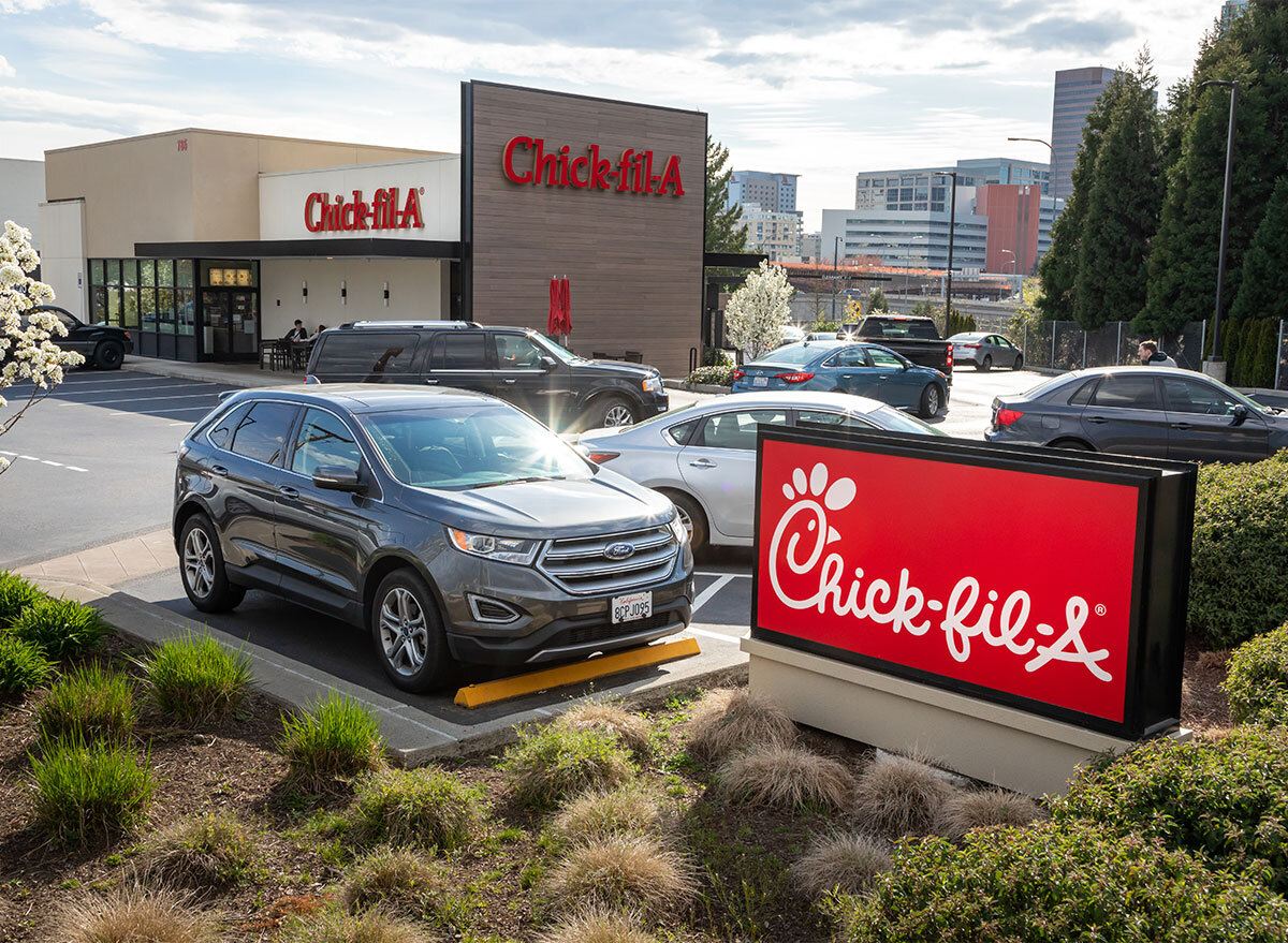 chick fil a parking lot and restaurant exterior