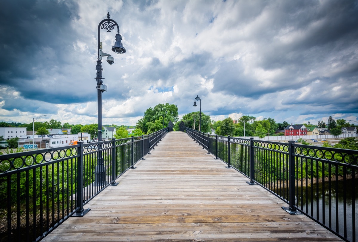 a pedestrian bridge over the merrimack river in manchester new hampshire