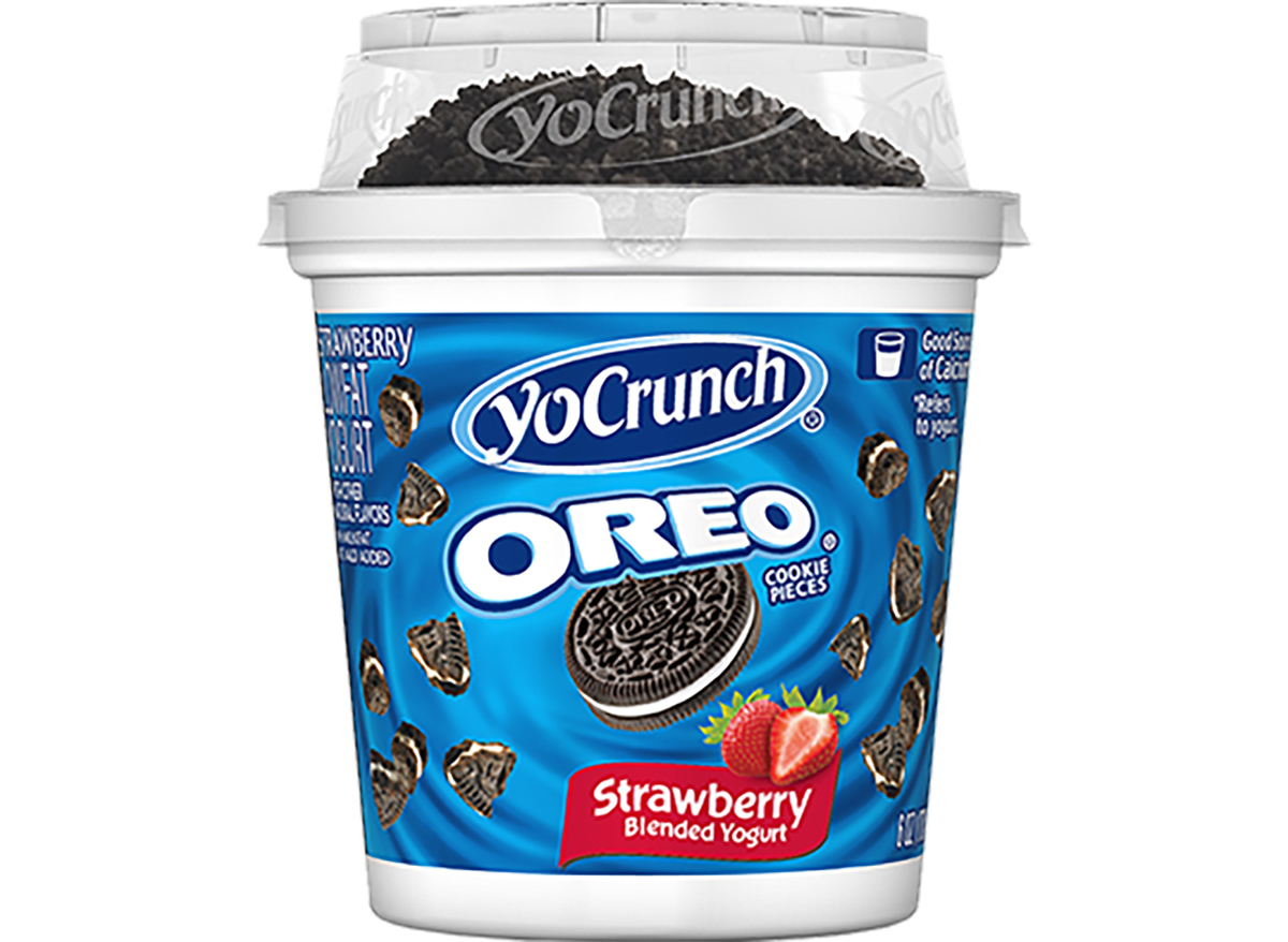 yocrunch oreo topped strawberry yogurt