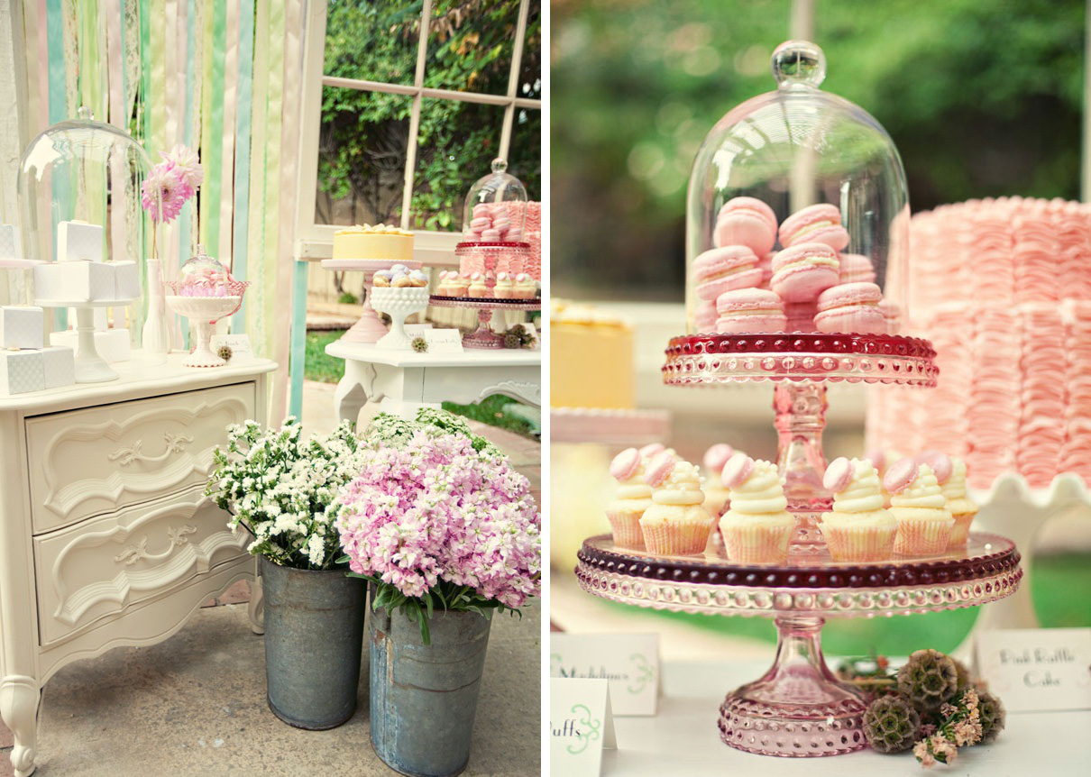 cupcakes or macaroons - Summer Wedding Ideas 