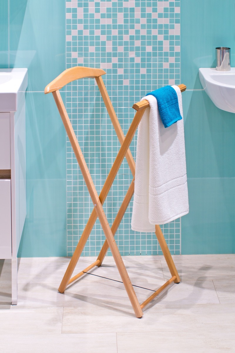 Drying Rack with a Towel {Home Organization Tips}