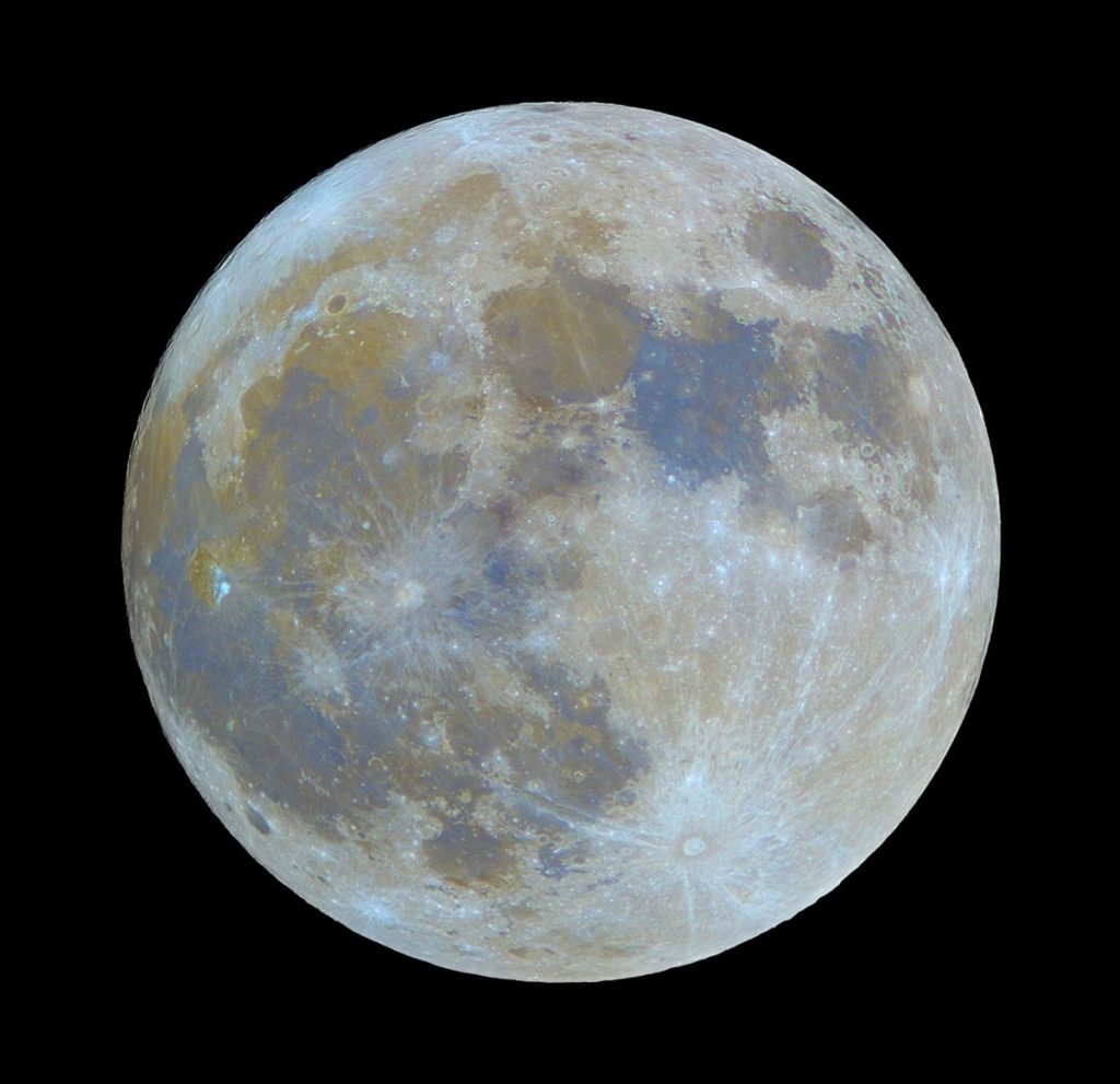 tom kerss captures supermoon 2018