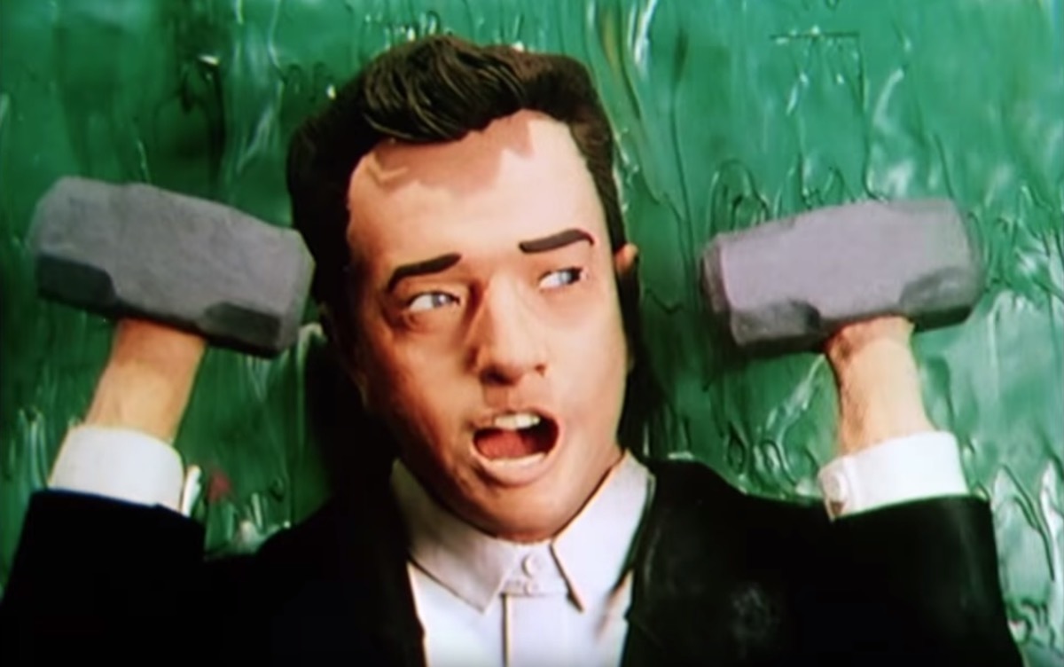 Peter Gabriel Sledgehammer video